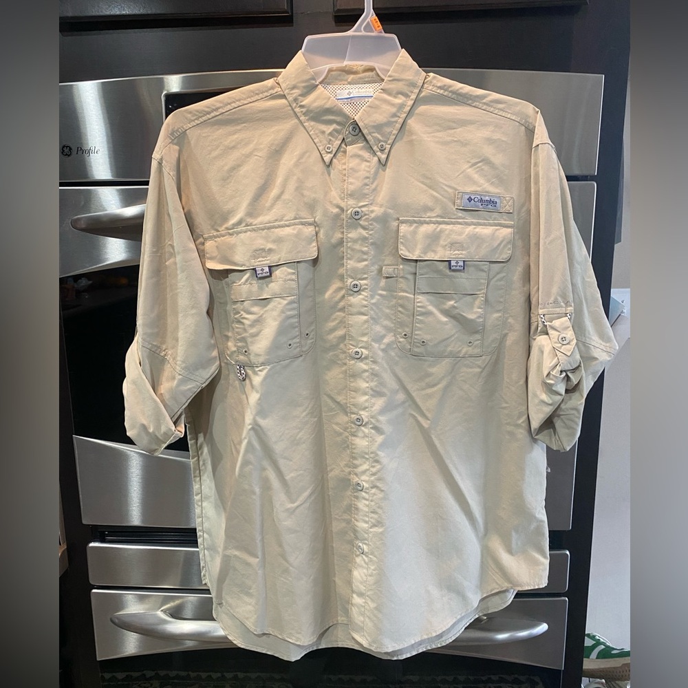 Columbia Men's PFG Beige Button-Down Shirt